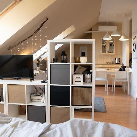 Studio 953 - Your Peace Of Mind, Ac & Parking Budapest Exterior foto